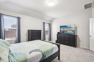 Carducci Dr-S1303-033.jpg