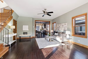 3814 N Mozart_CHP2025_005