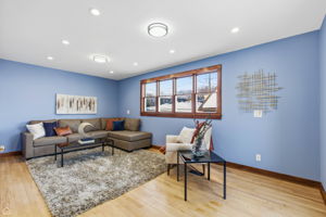 3814 N Mozart_CHP2025_018