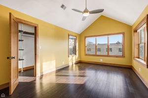 3814 N Mozart_CHP2025_022