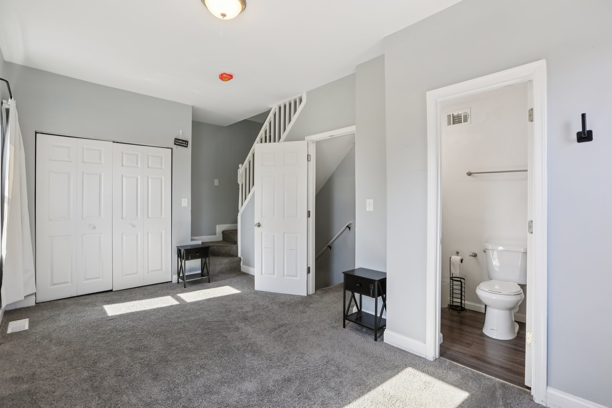 Pinewood Ave-S2502-018.jpg