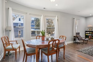 Pinewood Ave-S2502-010.jpg