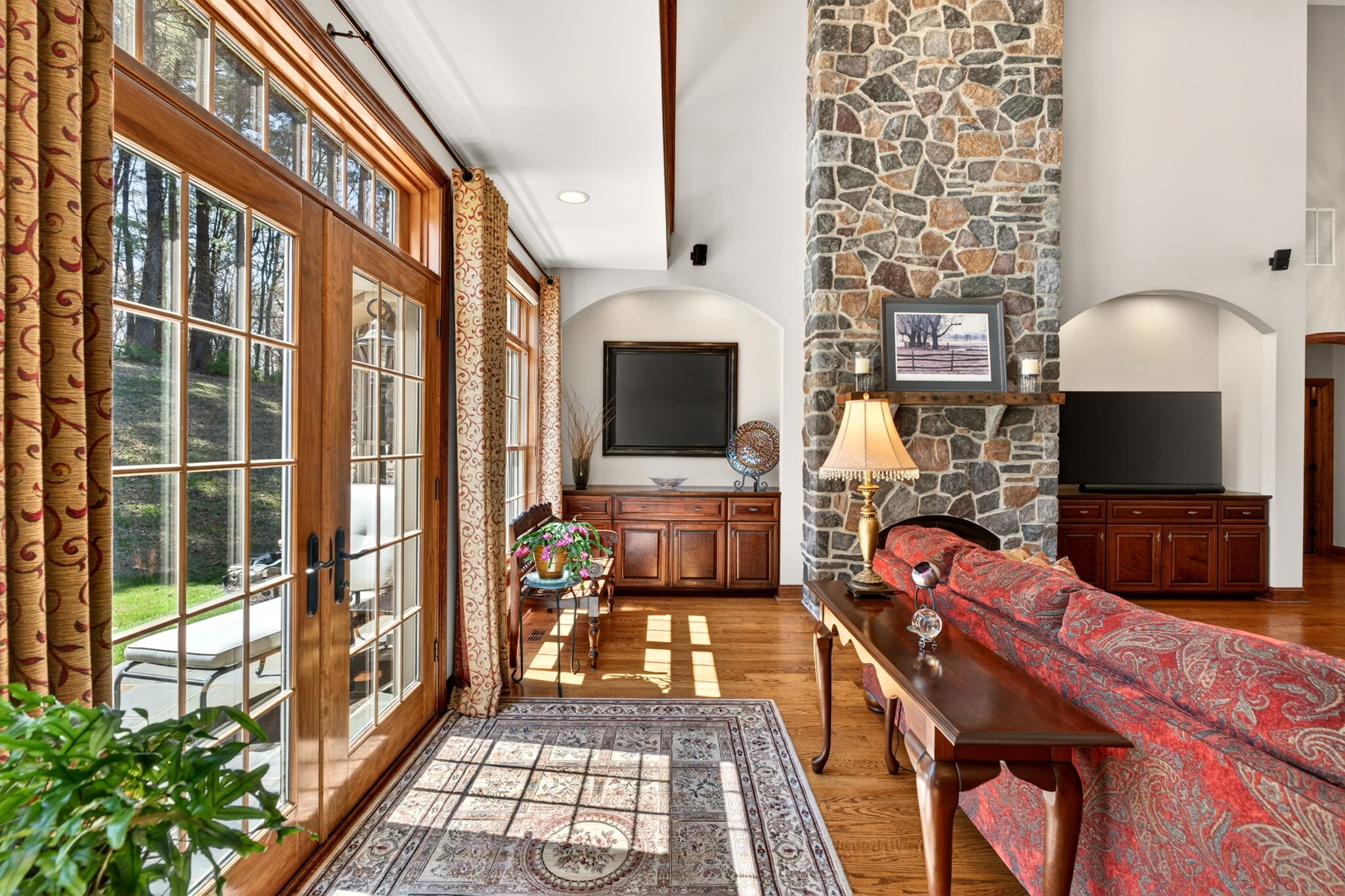 2814 Rocks Station 37