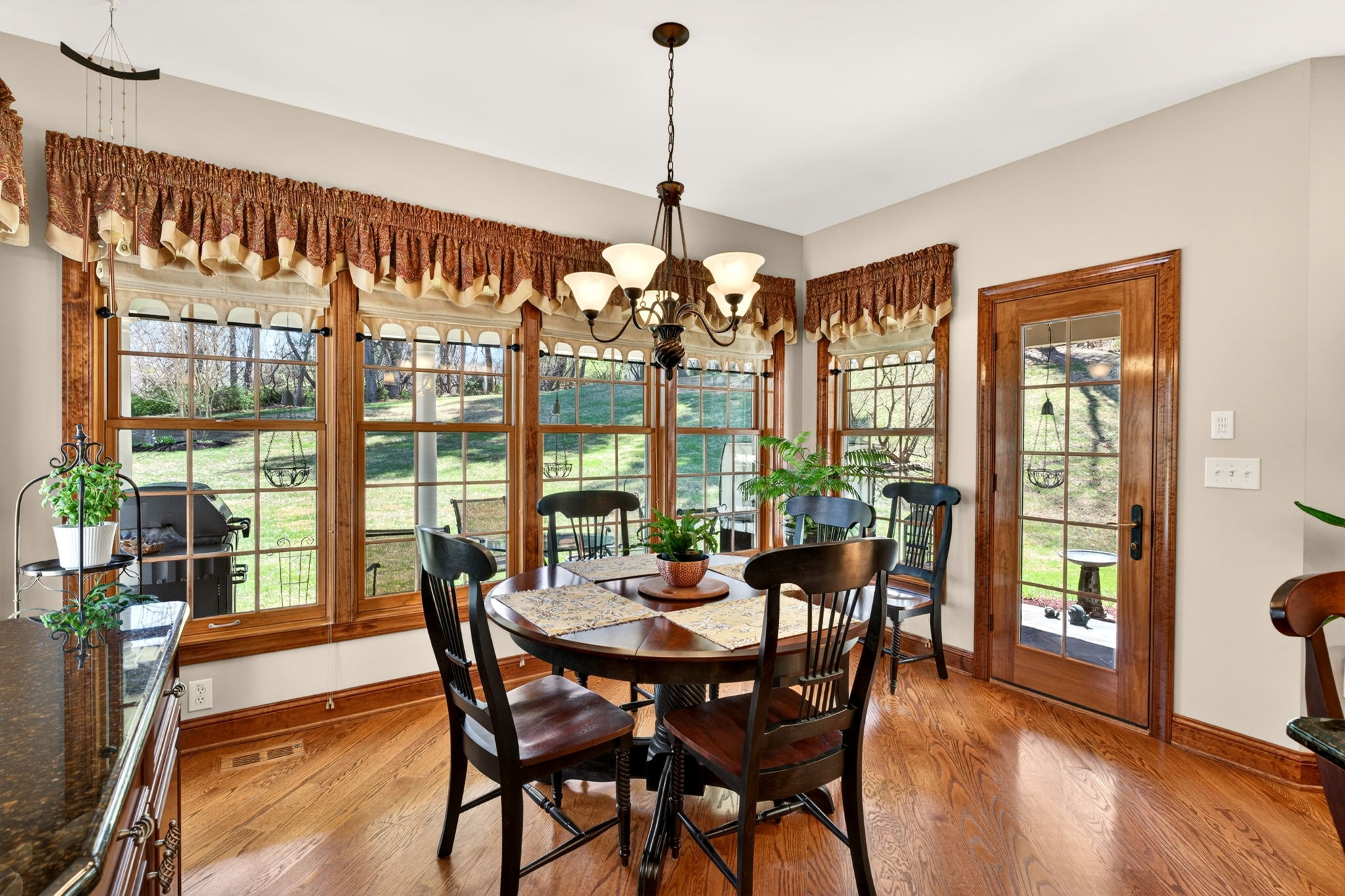 2814 Rocks Station 41