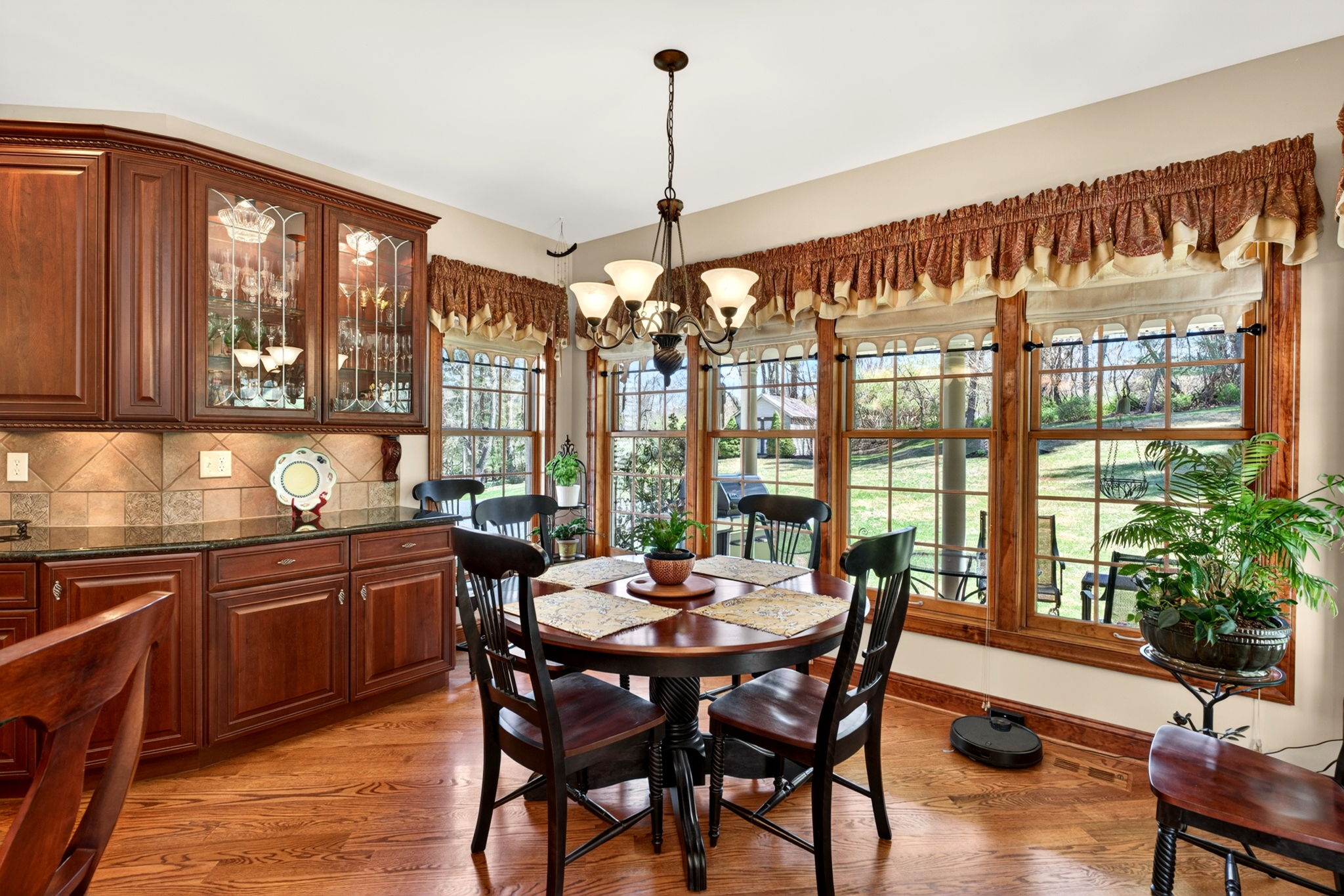 2814 Rocks Station 42