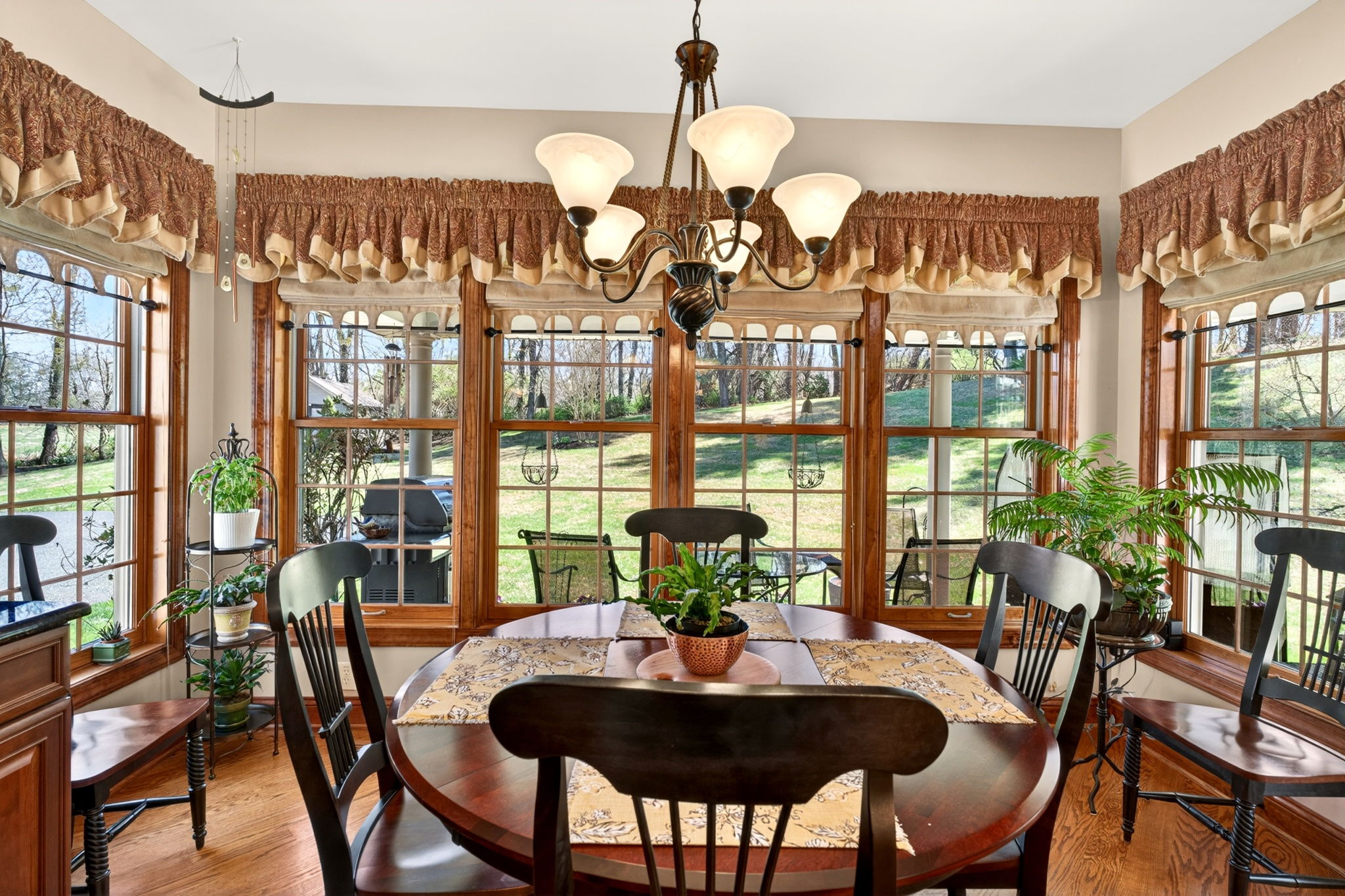 2814 Rocks Station 43