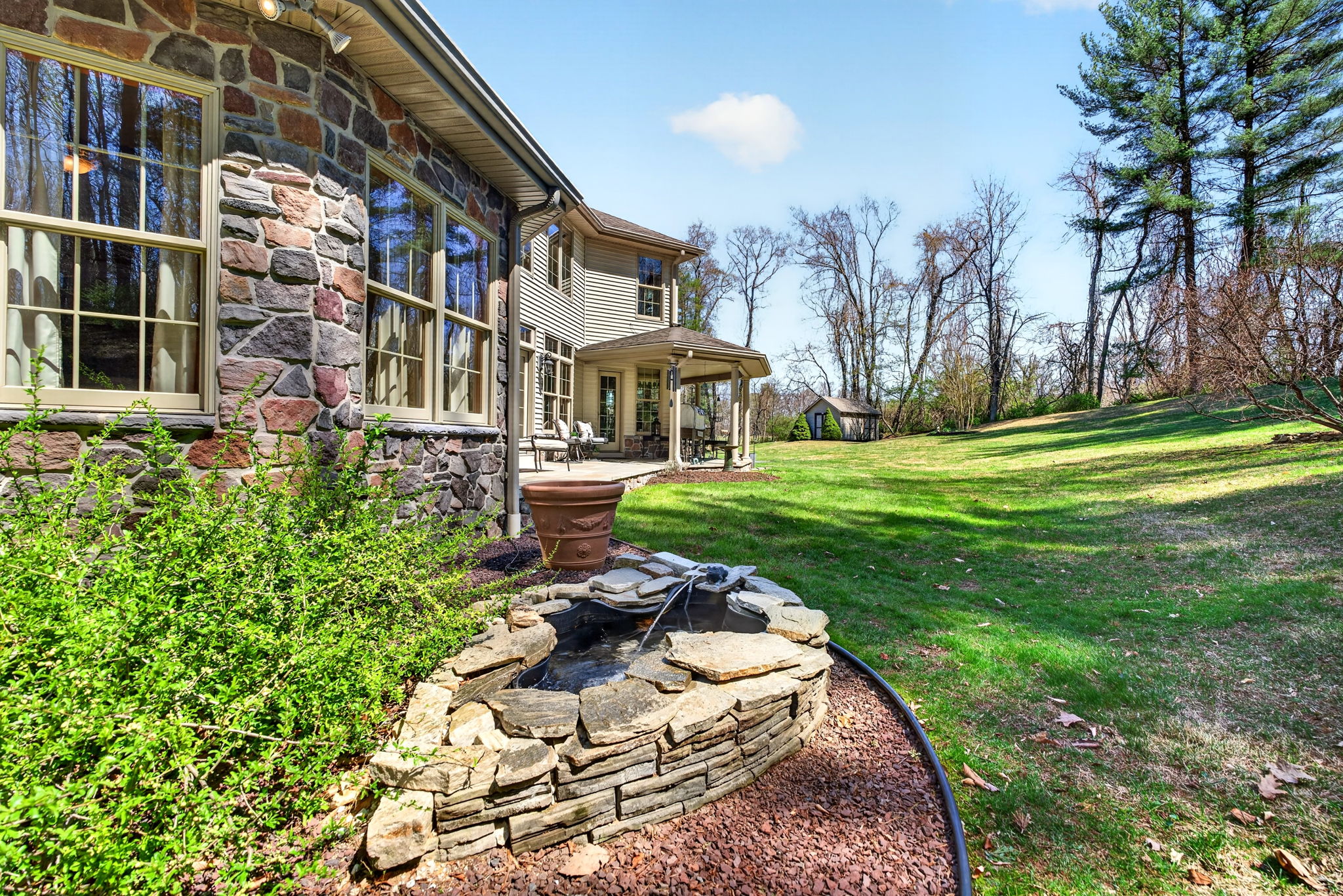 2814 Rocks Station 95