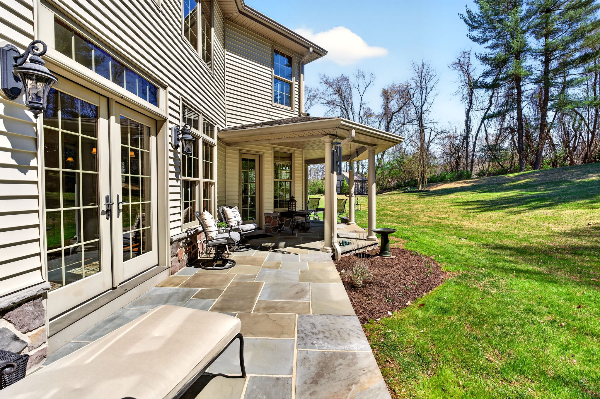 2814 Rocks Station 98