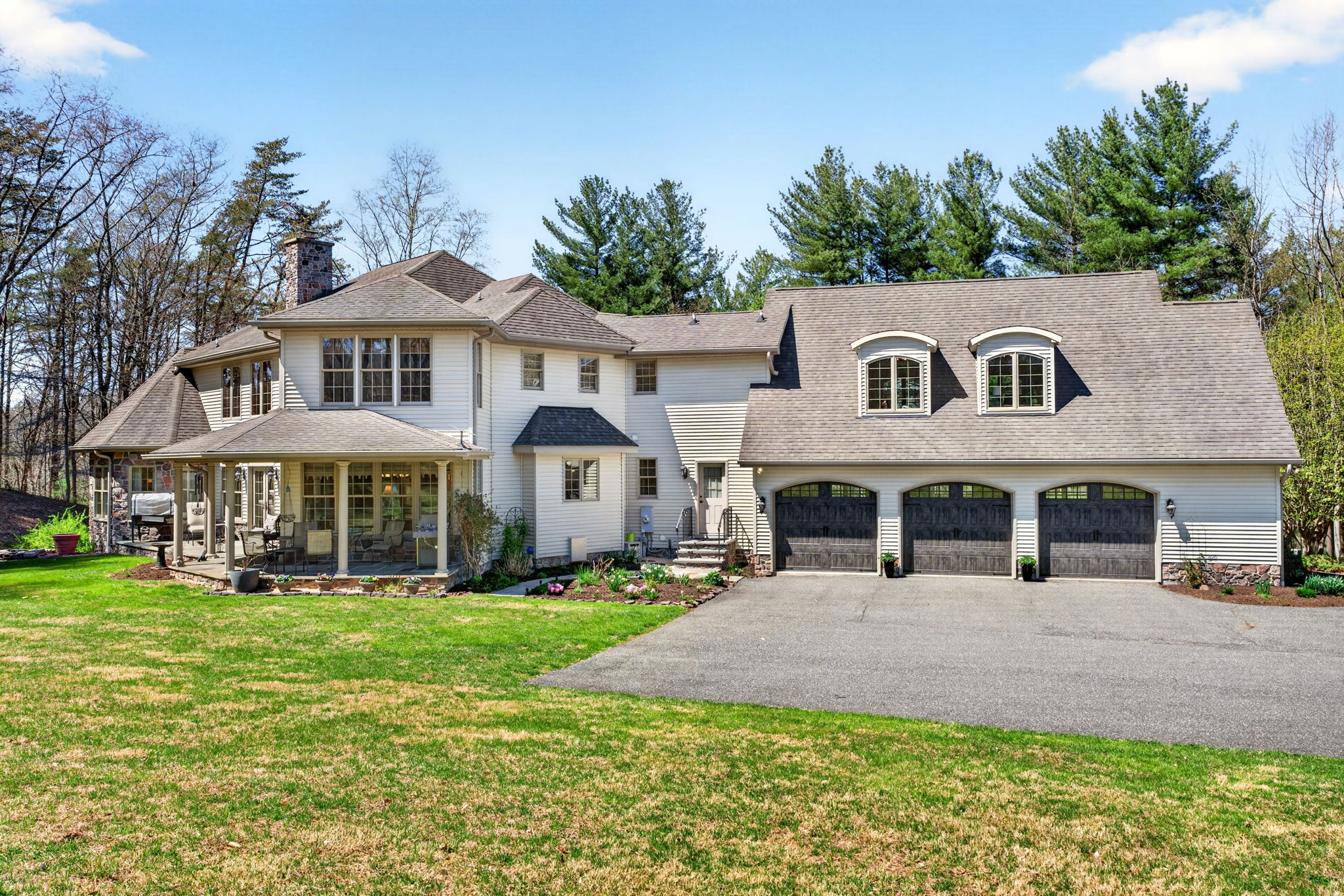 2814 Rocks Station 109