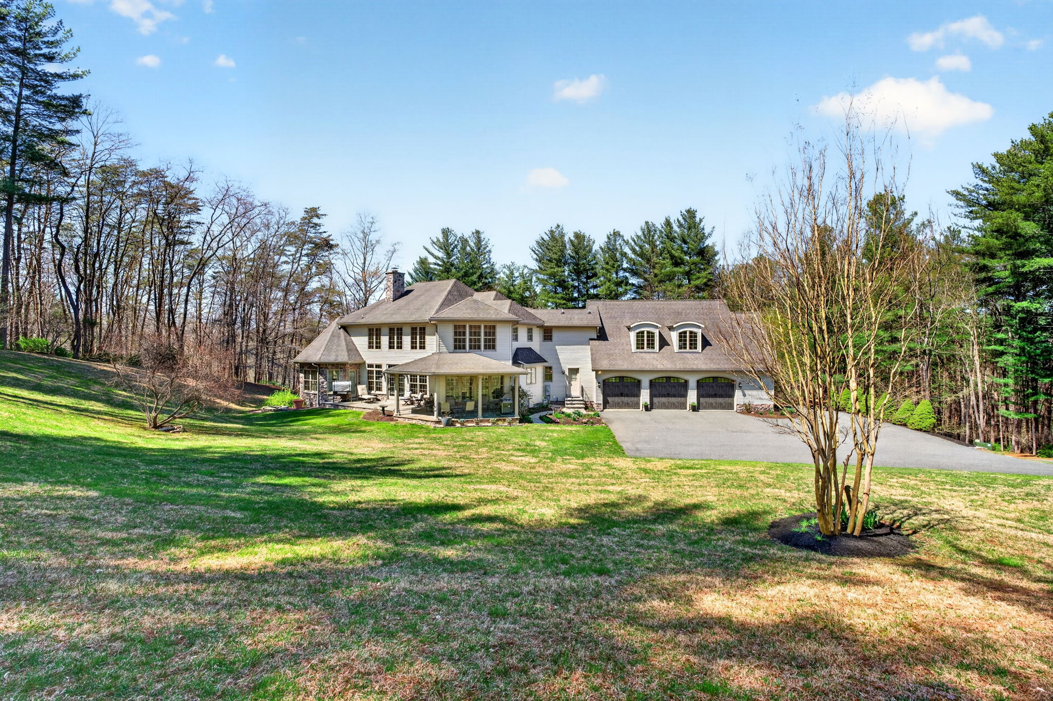 2814 Rocks Station 111