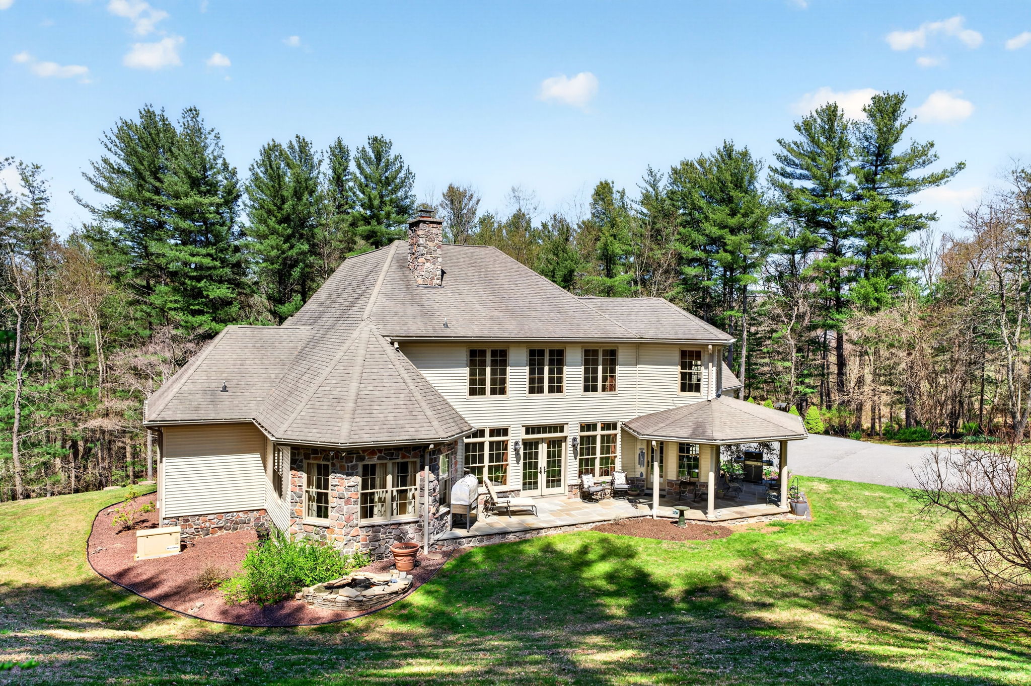 2814 Rocks Station 116