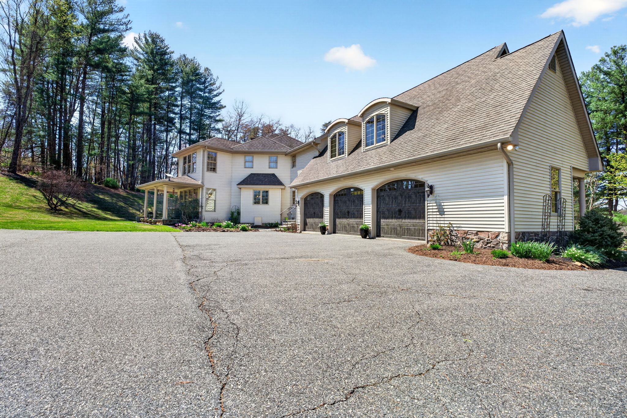 2814 Rocks Station 118