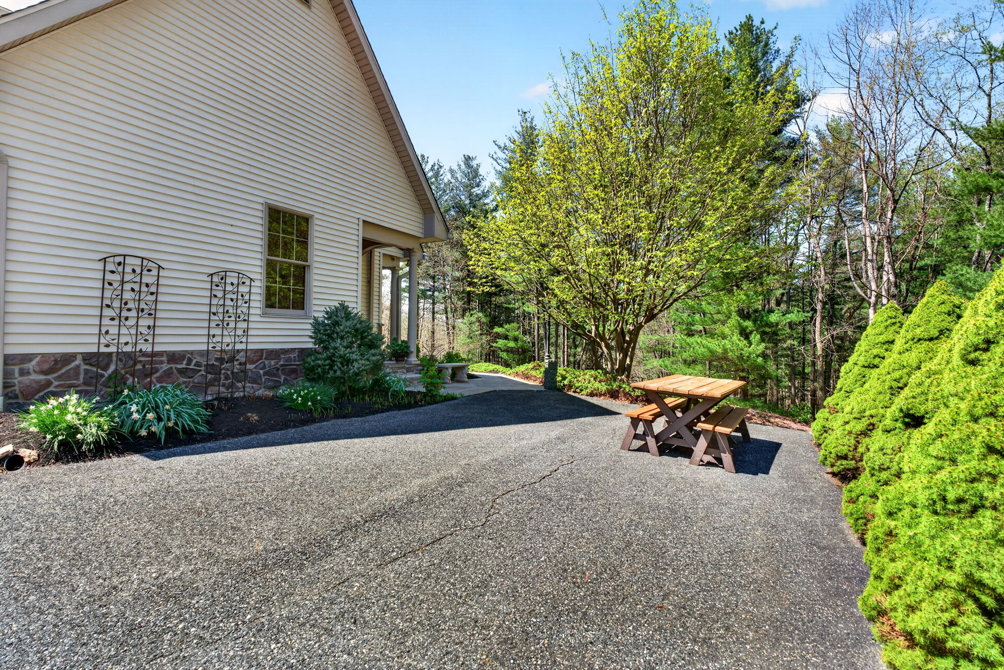 2814 Rocks Station 119