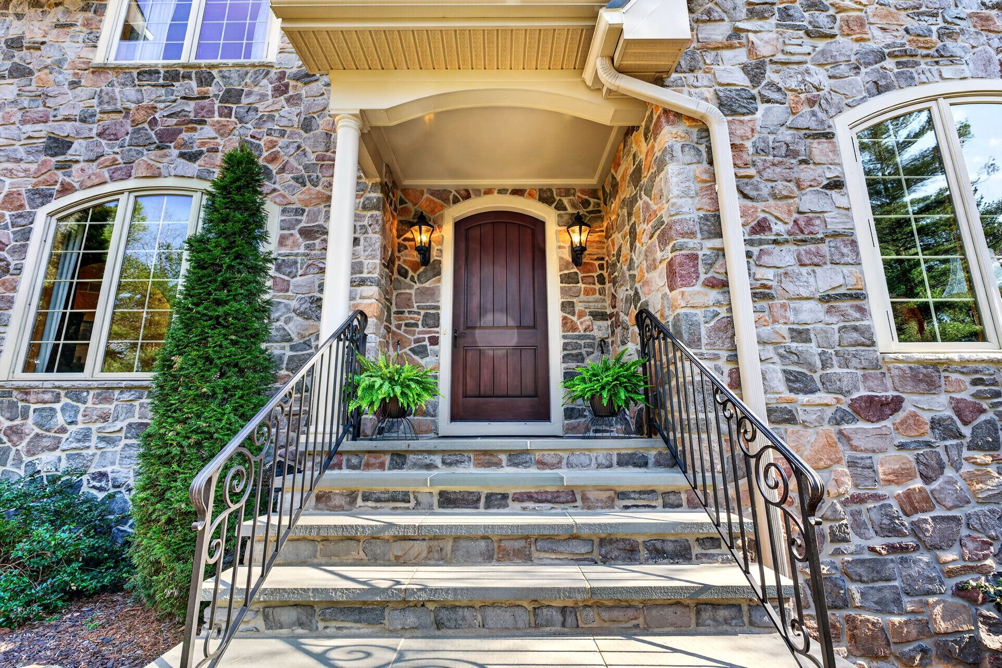 2814 Rocks Station 142