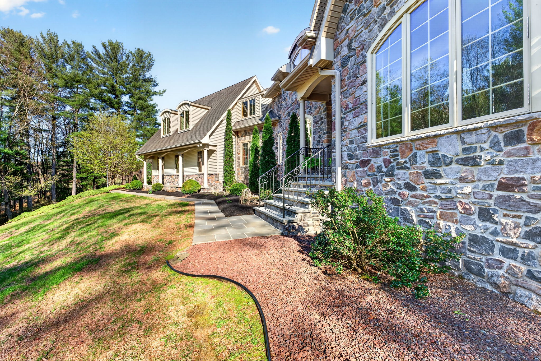 2814 Rocks Station 144