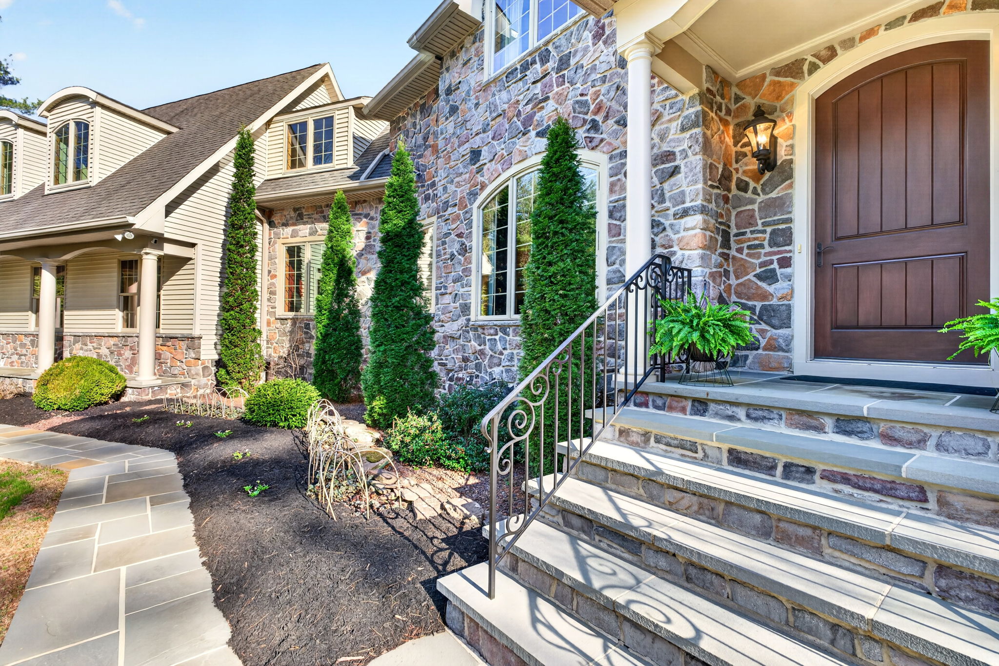 2814 Rocks Station 145