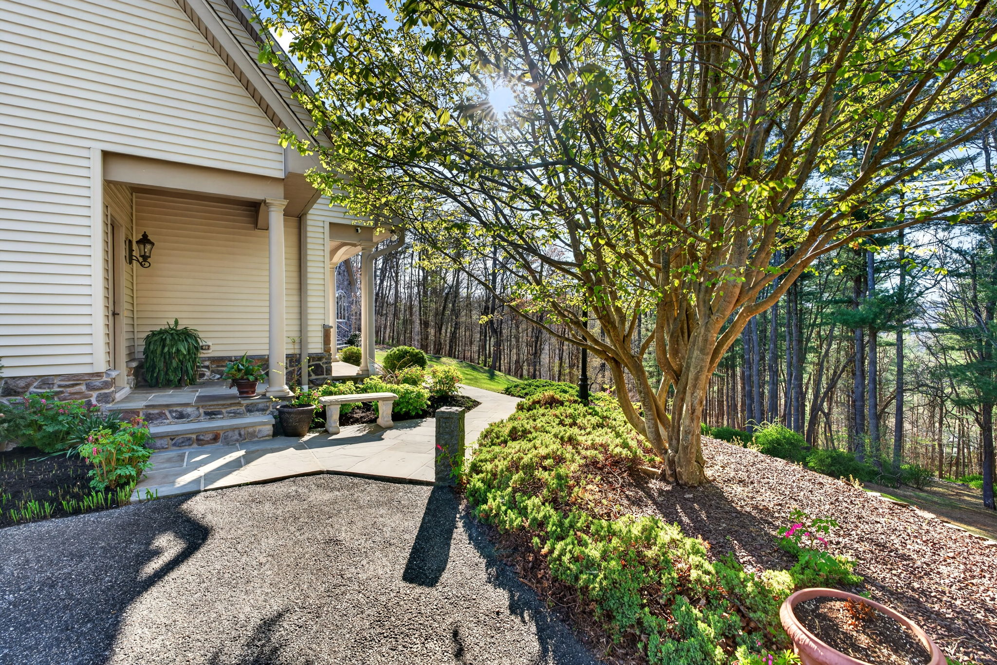 2814 Rocks Station 150