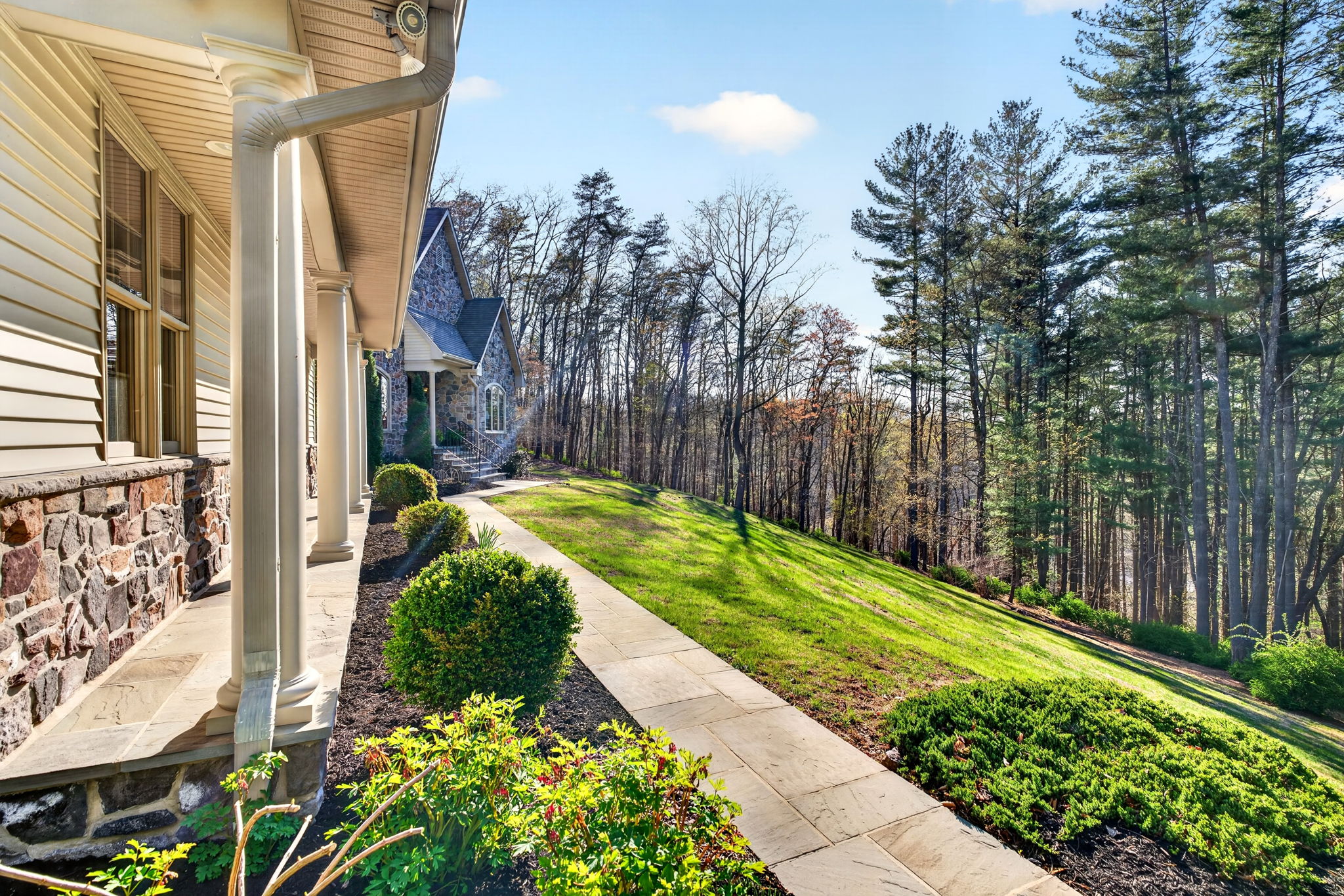 2814 Rocks Station 151