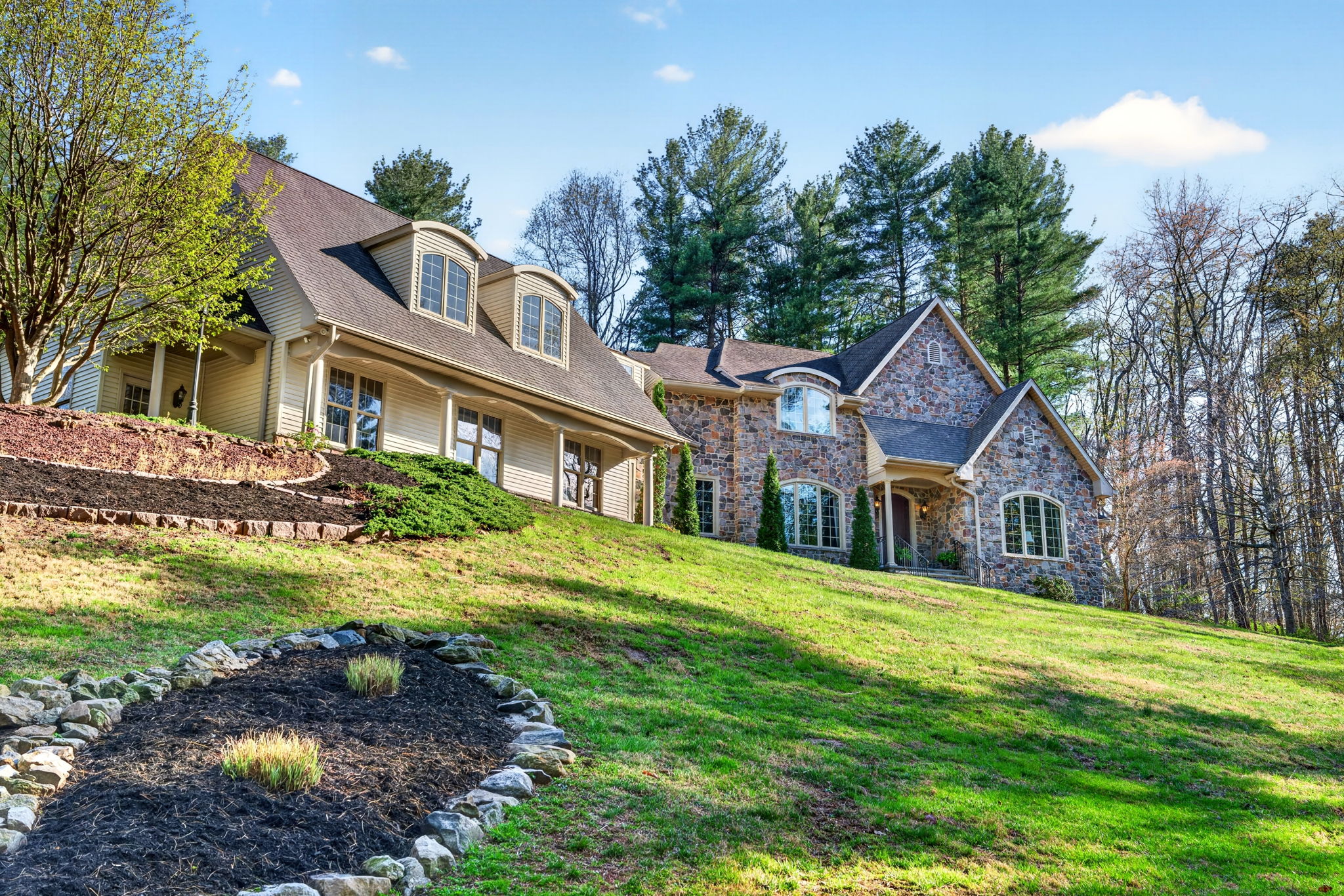 2814 Rocks Station 154