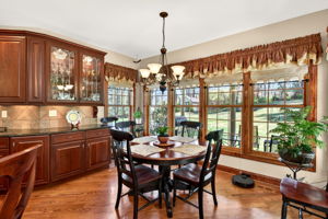 2814 Rocks Station 42