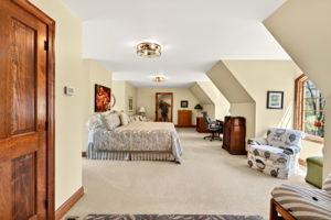 2814 Rocks Station 77