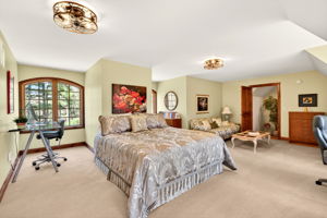 2814 Rocks Station 80