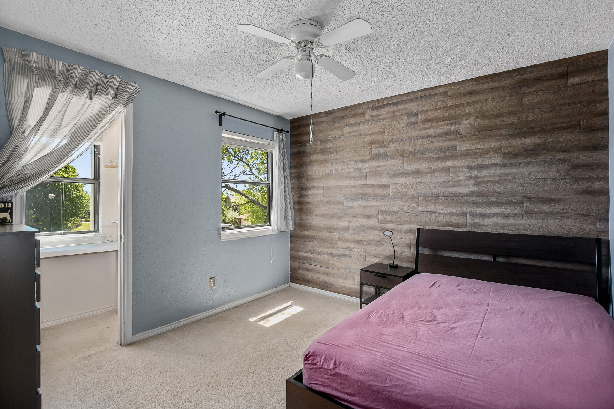 3815 Clover Hill Ln, Carrollton, TX 75007 Gold Sprint Media