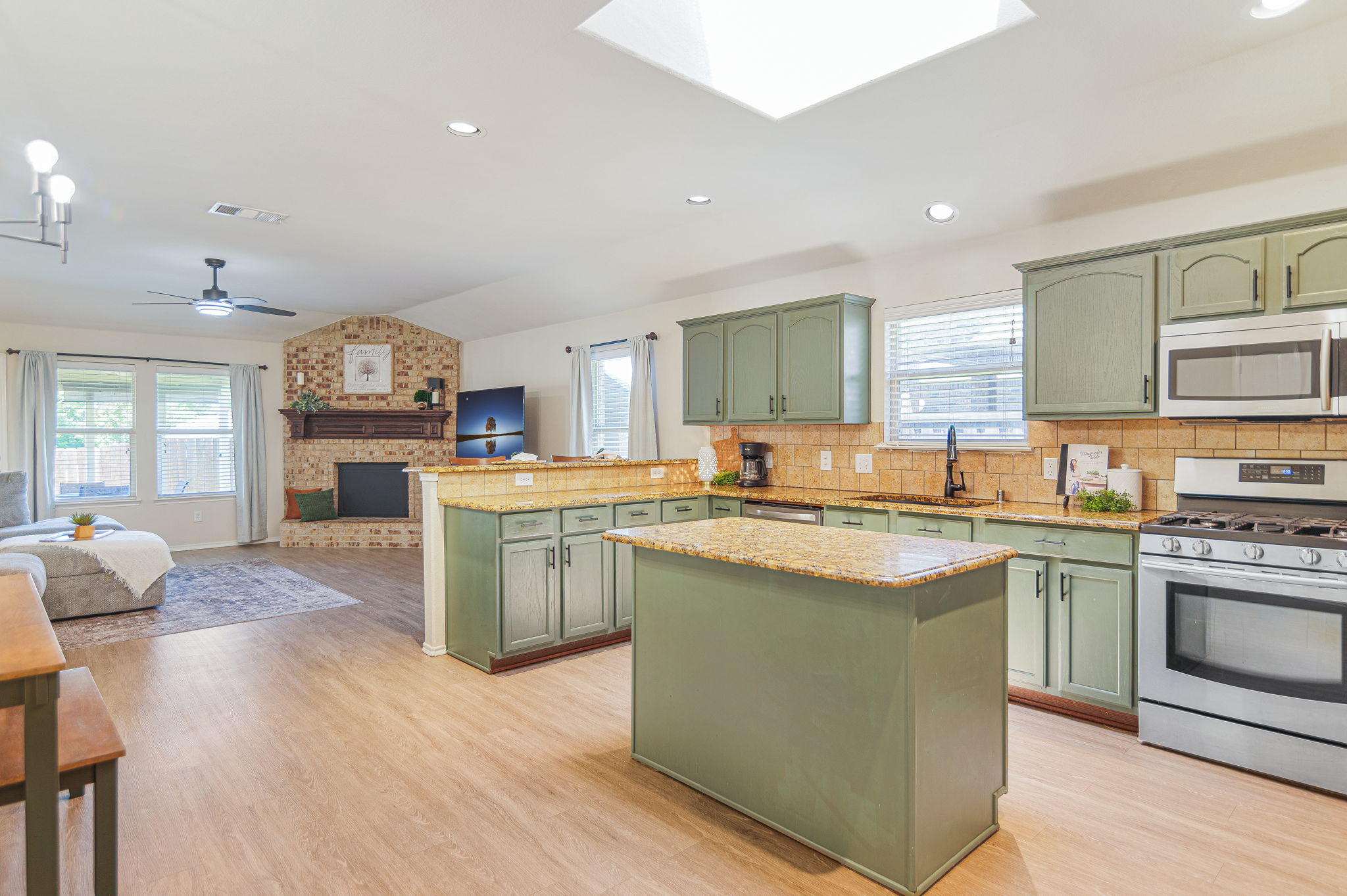 Family Room/Kitchen