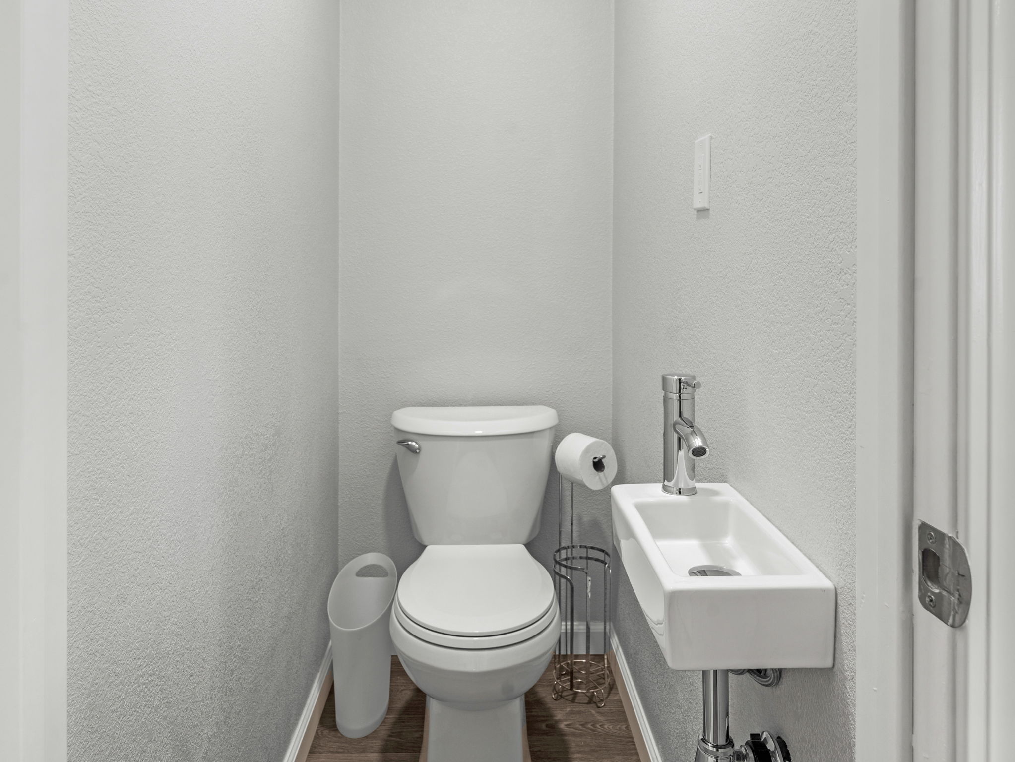  Photo 33