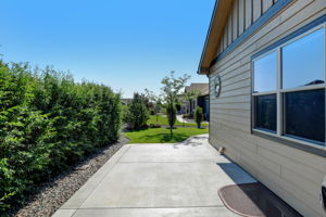  Photo 43