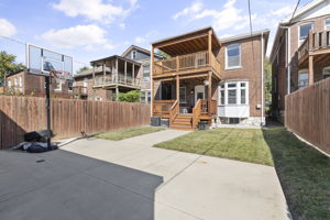  Photo 30