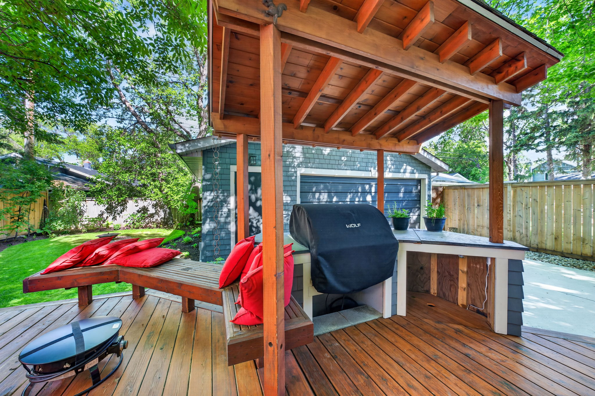 Covered pavilion with a built-in 36 Wolf natural-gas barbecue