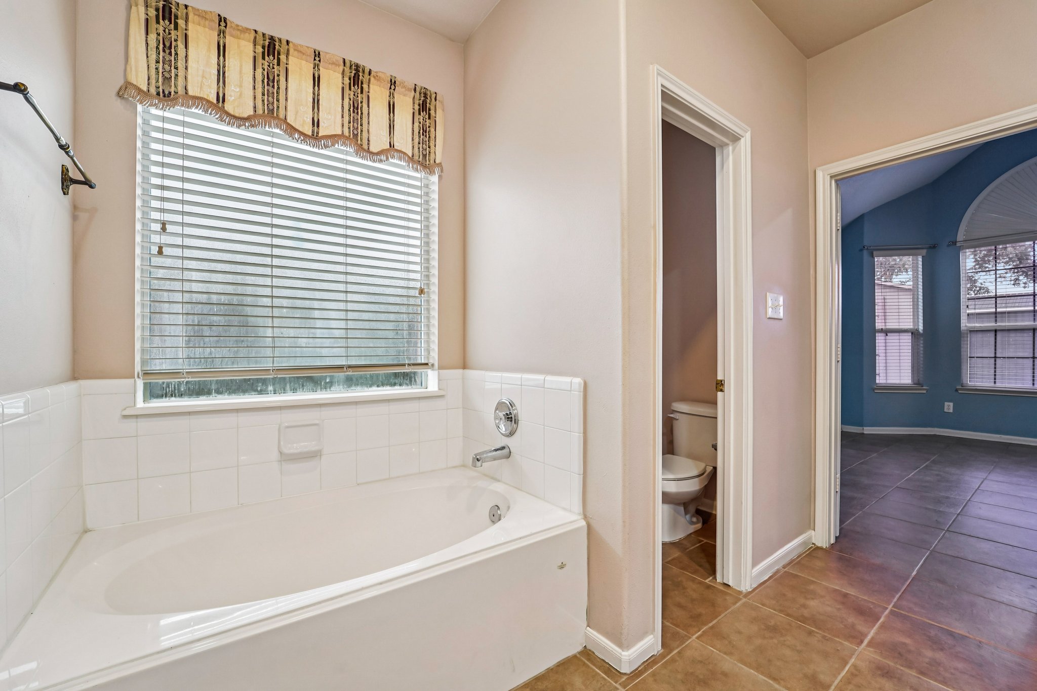 Ridge Canyon Rd-S0612-024r.jpg