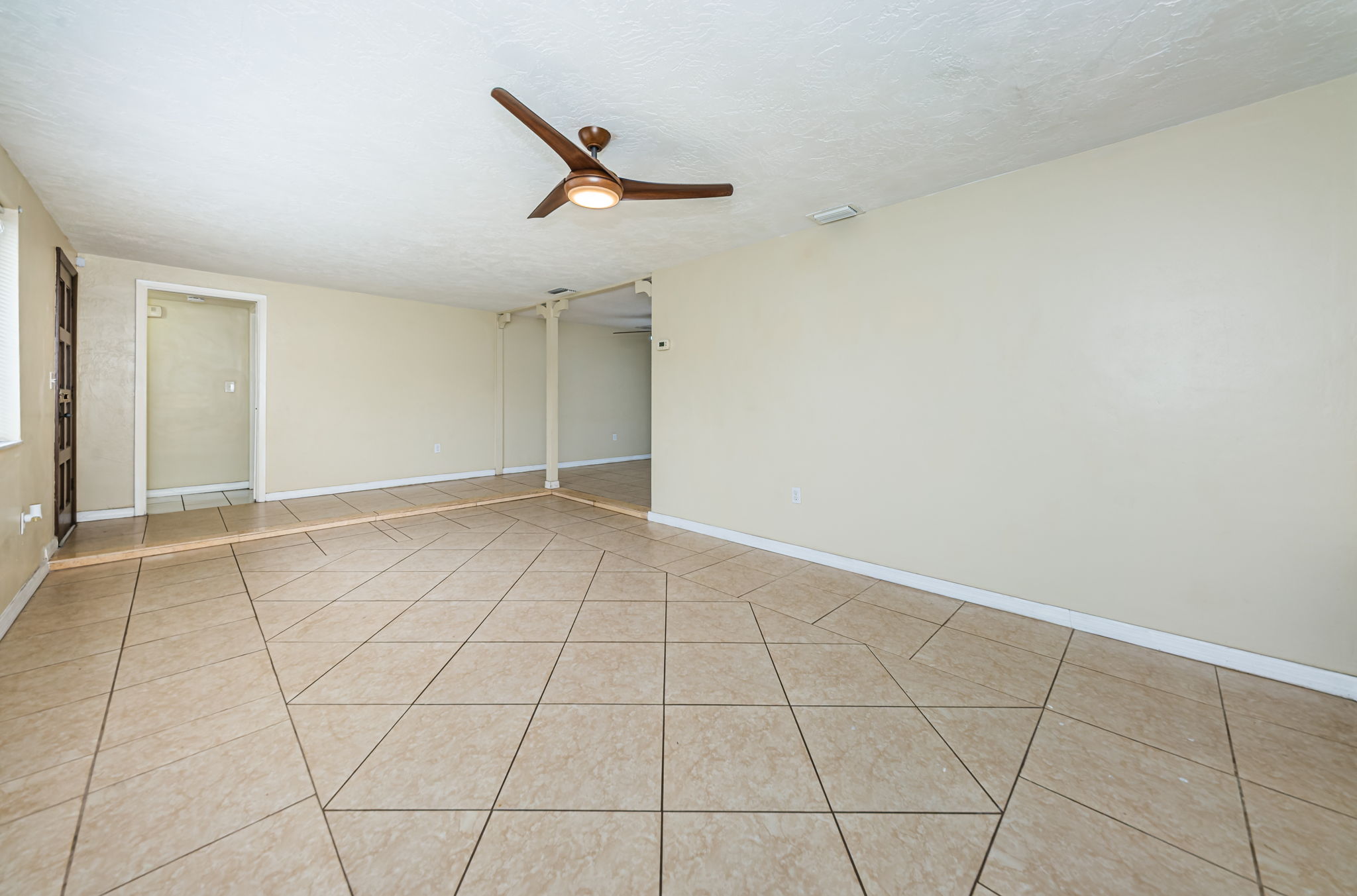 Living Room4