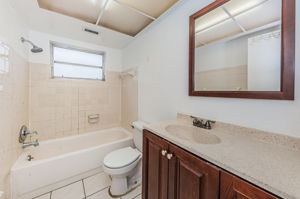Bathroom2