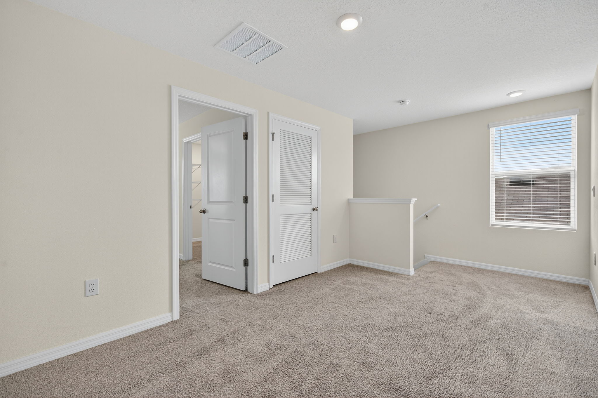 Interiors (31)