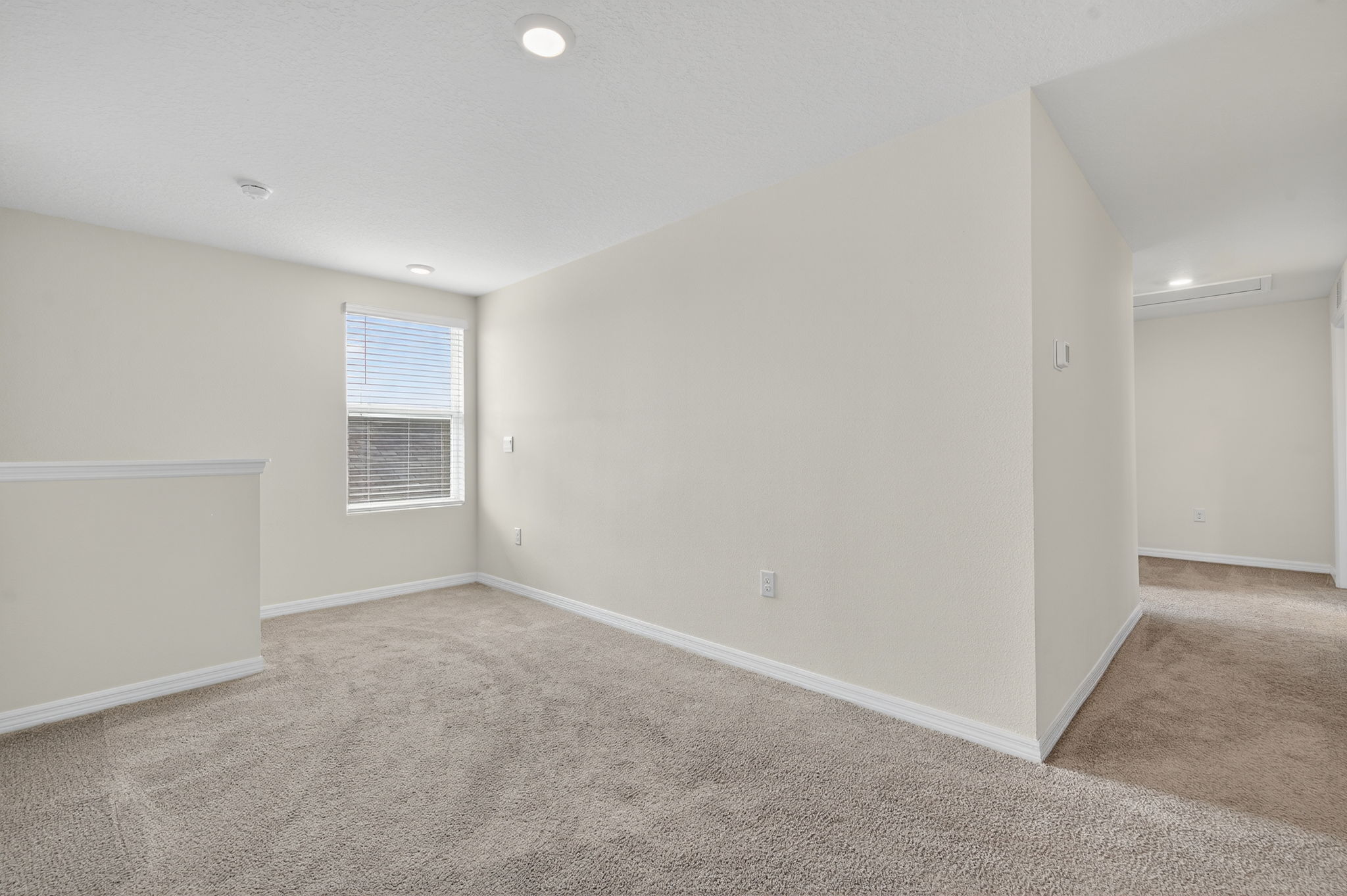 Interiors (32)