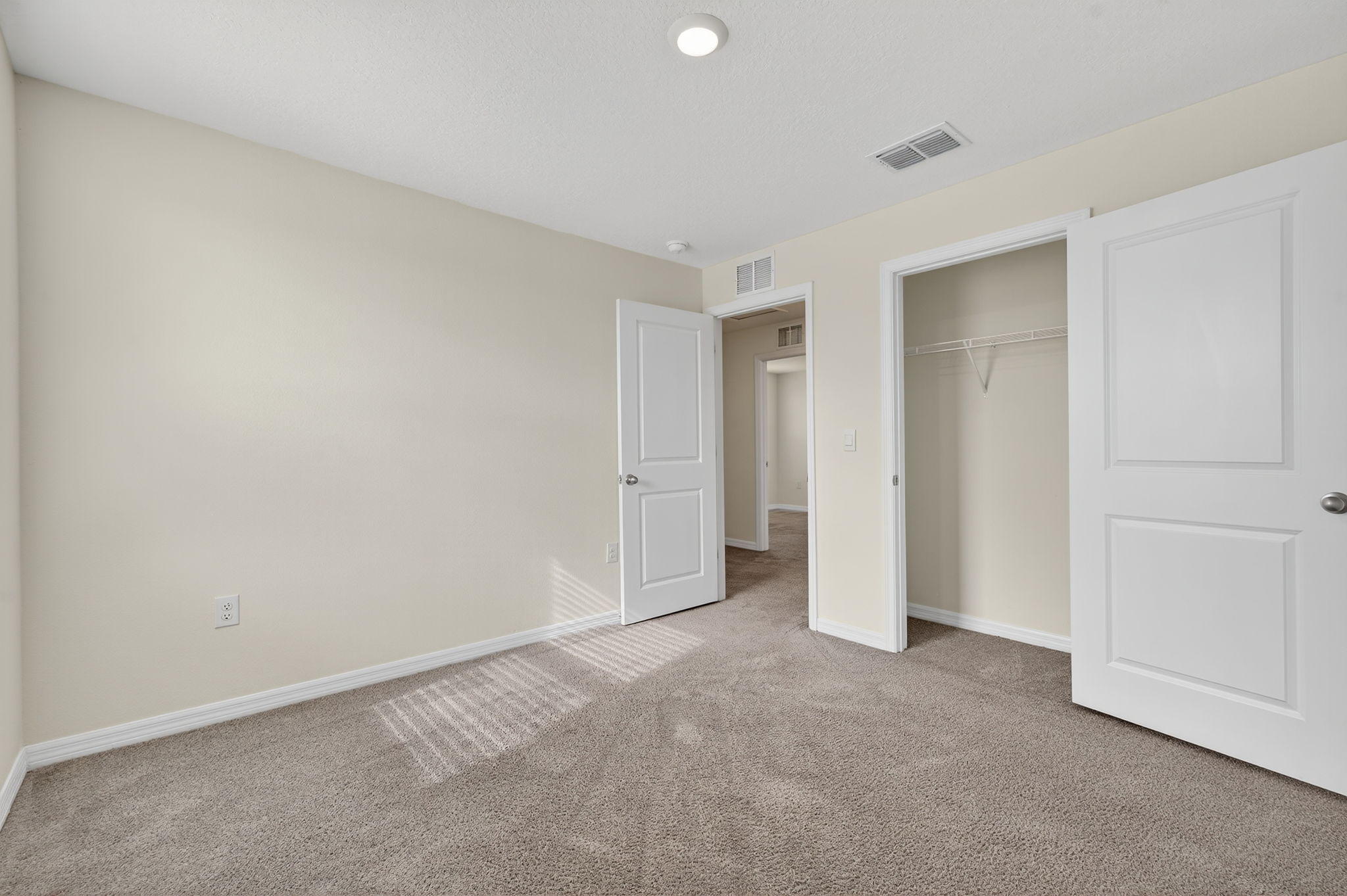 Interiors (59)