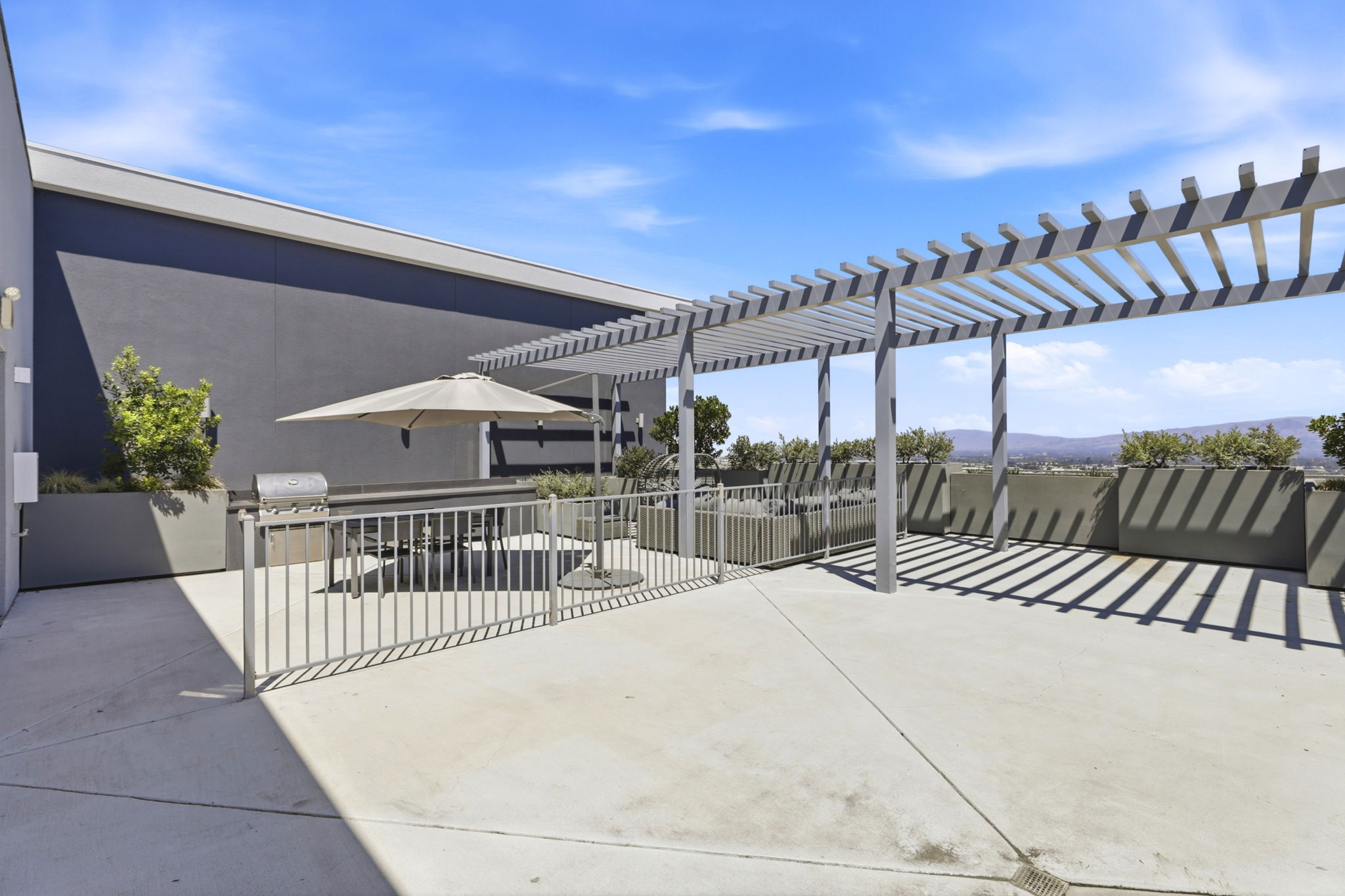 038_F8_382 Llano de los Robles Ave 9
