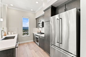 017_F8_382 Llano de los Robles Ave 9