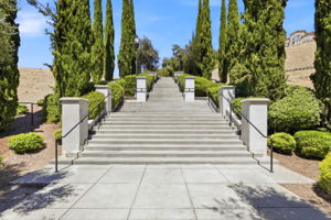 041_F8_382 Llano de los Robles Ave 9