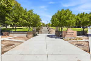 046_F8_382 Llano de los Robles Ave 9