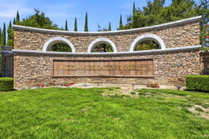 048_F8_382 Llano de los Robles Ave 9