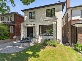 382 St Clements Ave, Toronto ON