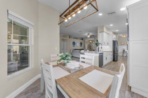 Kitchen Eat-In 3