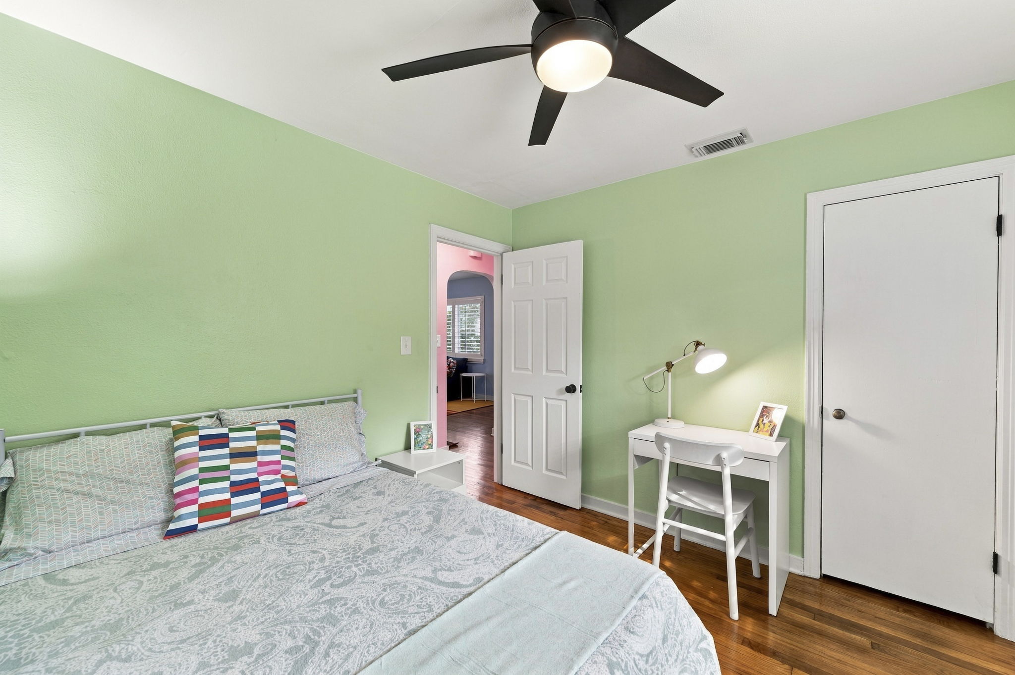 Interiors (21)