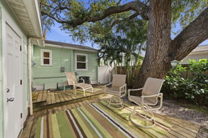 Rear Exteriors (7)