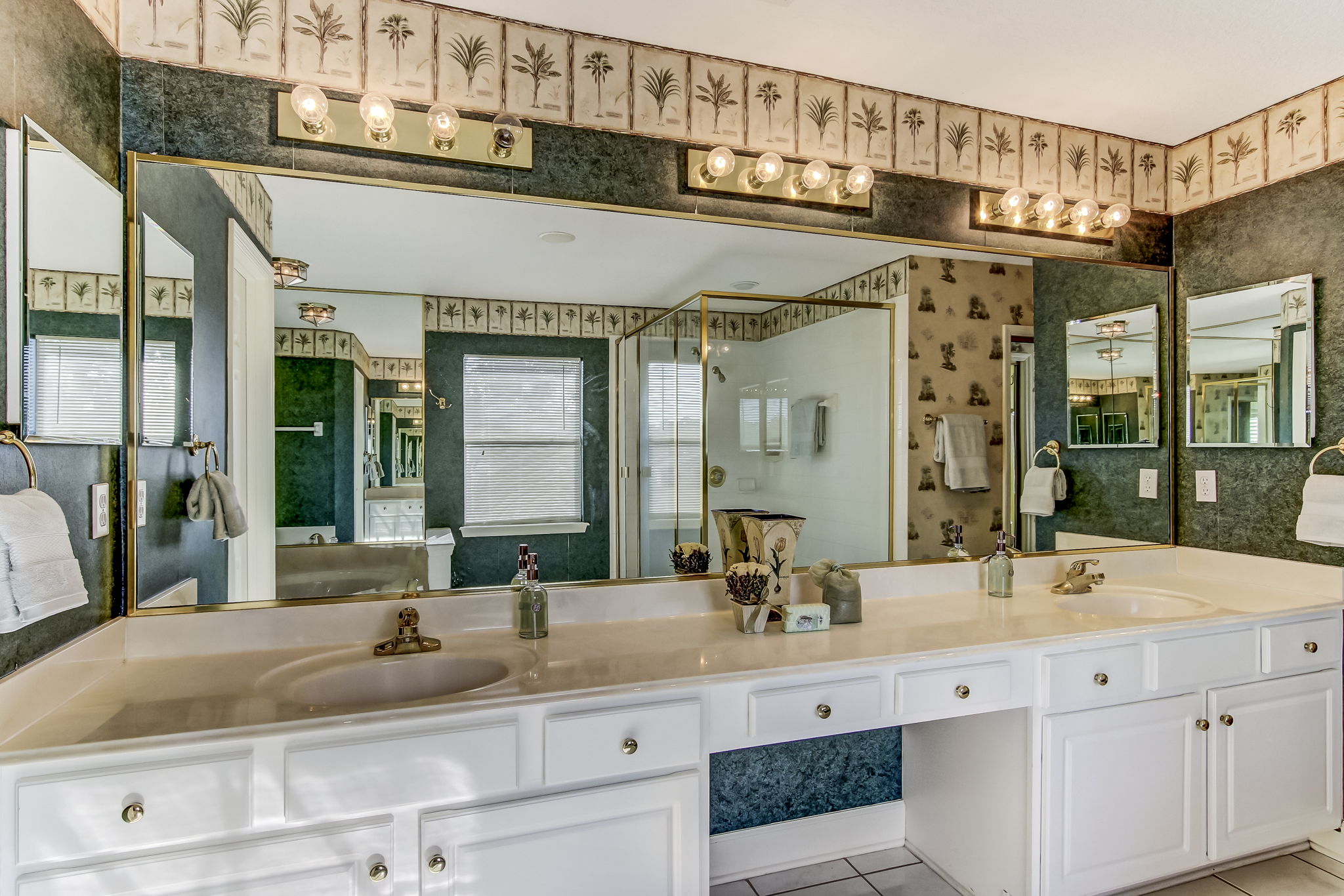 His/Her Vanities