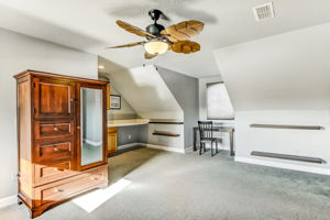 Bonus/4th Bedroom