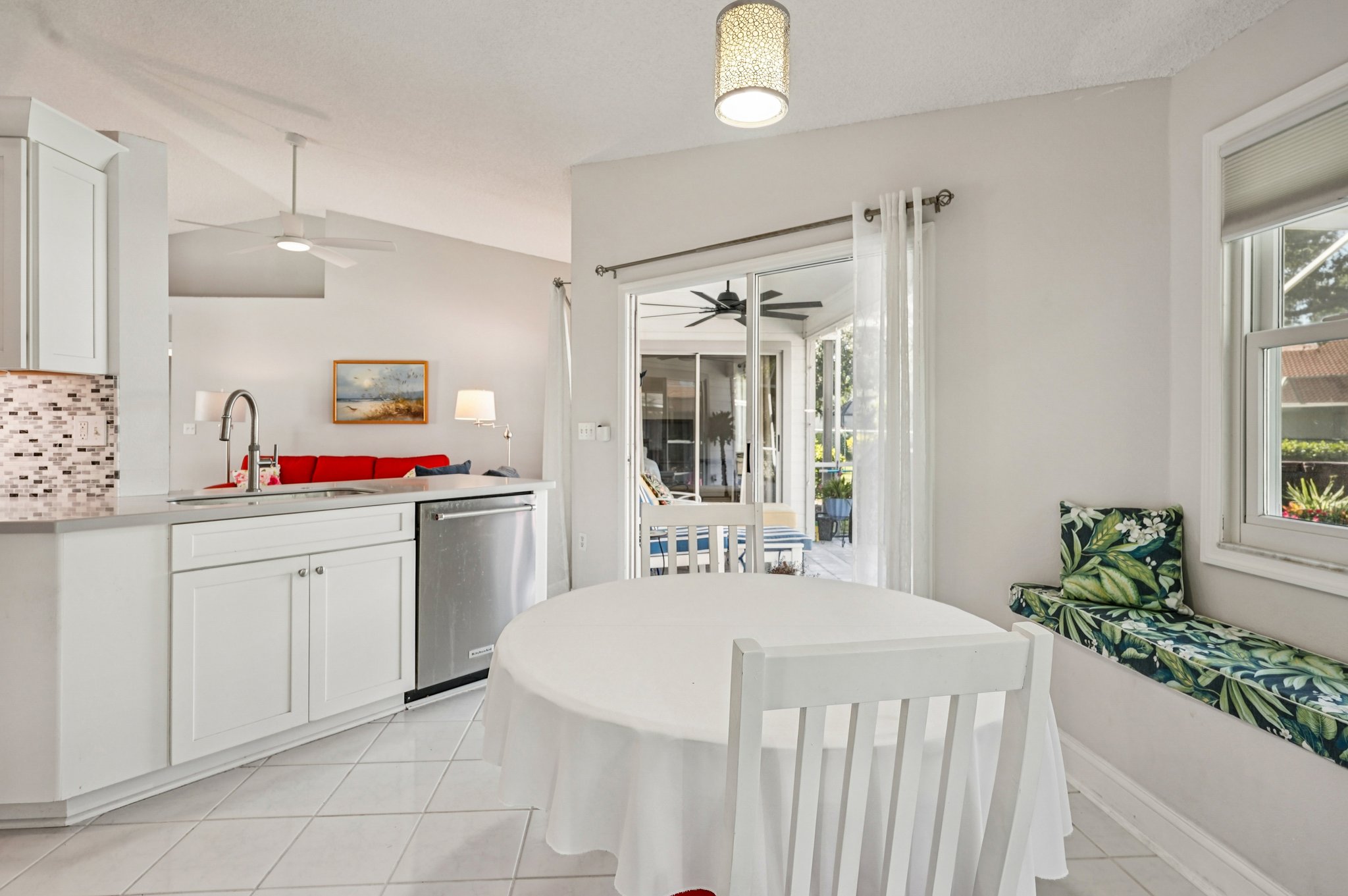 Garden Lakes Estates Dr-S1411-010.jpg